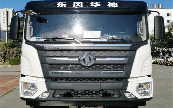Electric Compressed Garbage Truck - Image 3