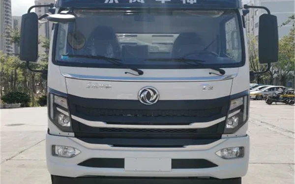 Electric Compressed Garbage Truck - Image 3