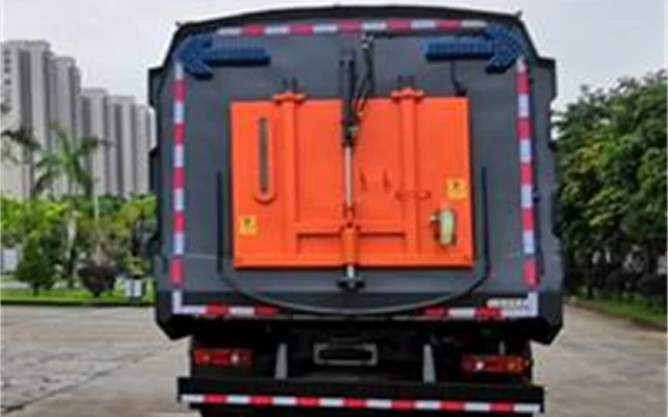 Electric Cleaning Truck - Image 4