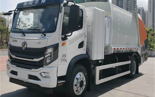 Electric Compressed Garbage Truck - Image 2
